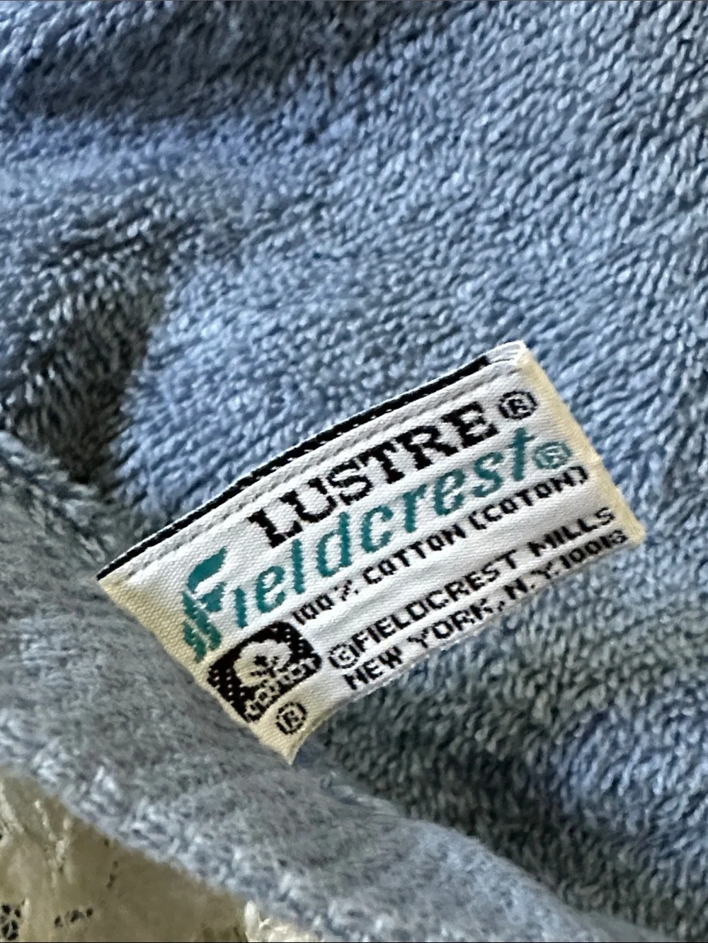 Luxury Lace-Trim Bath Towel - Blue